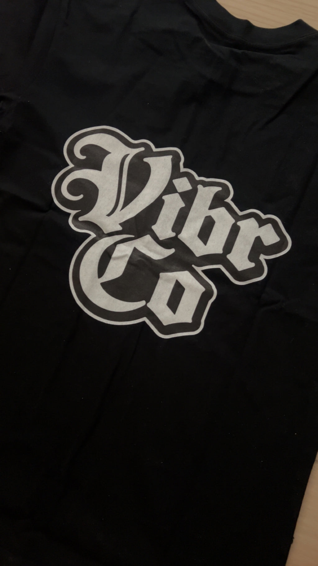 Vibr Co tshirt